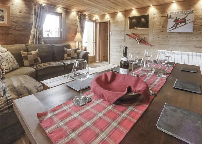 Miravidi, Montchavin-la Plagne, Jacuzzi & Sauna 拉普拉涅