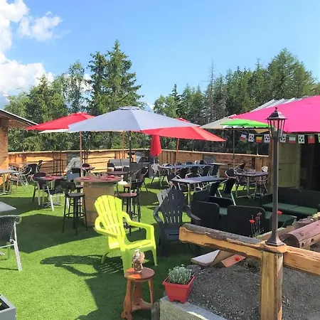 Miravidi, Montchavin-la Plagne, Jacuzzi & Sauna アパート ラ・プラーニュ